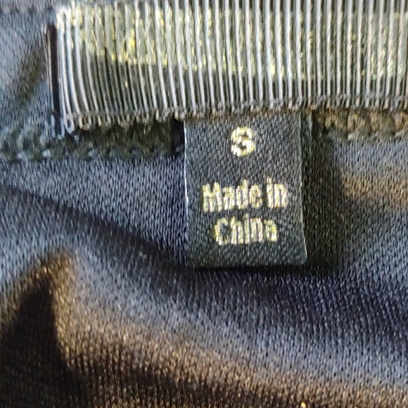 Fitted black and grey cheetah party dress - Picture 3 of 4